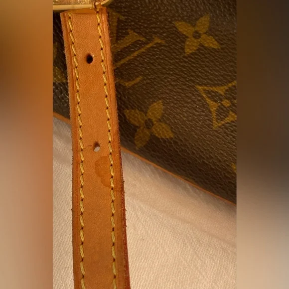 Louis Vuitton Palermo Handbag Monogram Canvas GM - Picture 8 of 16